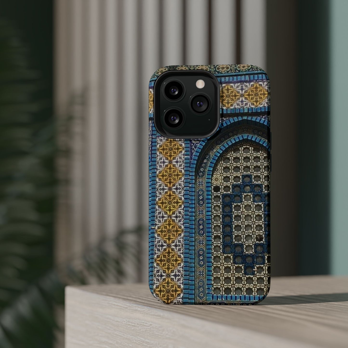 Aqsa Magnetic Tough iPhone Cases (Compatible with MagSafe)