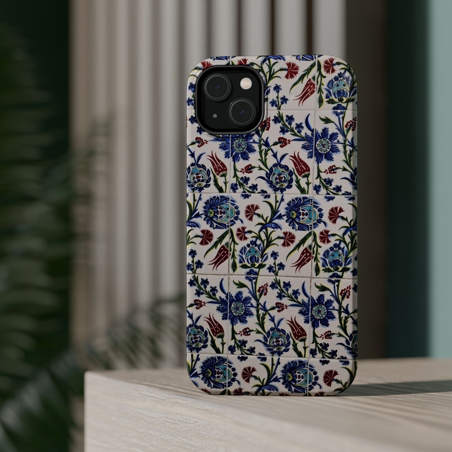 Blue ceramic Floral Design - Iphone Magnetic Tough Case