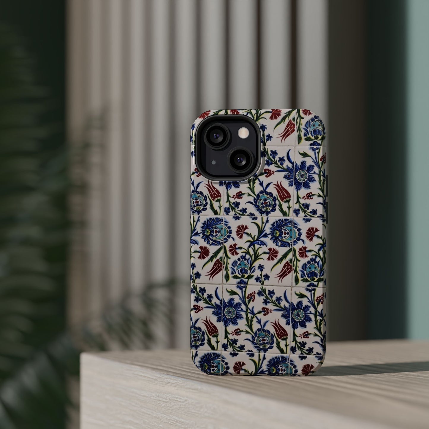 Blue ceramic Floral Design - Iphone Magnetic Tough Case
