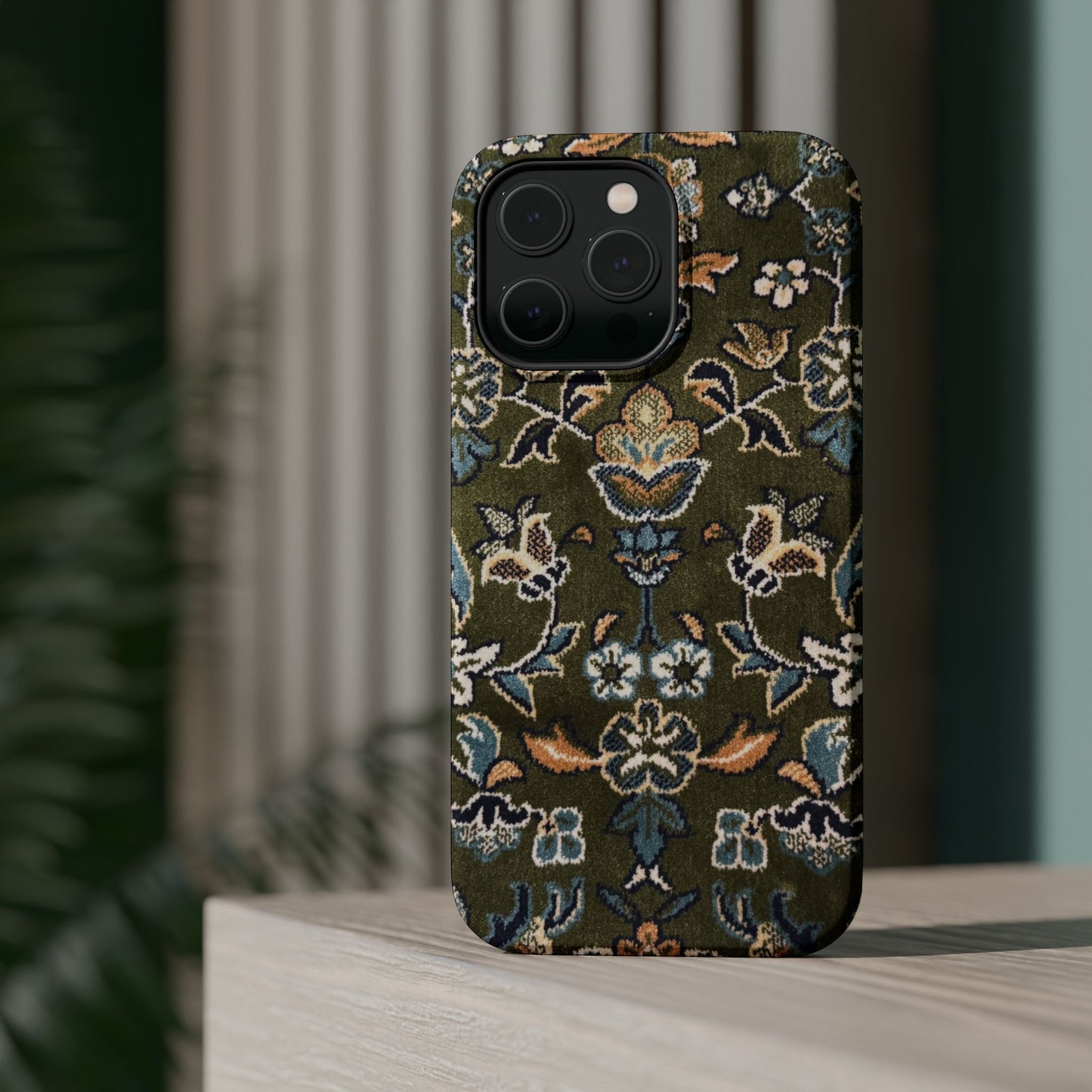 Rawdah Magnetic Tough iPhone Cases (Compatible with MagSafe)