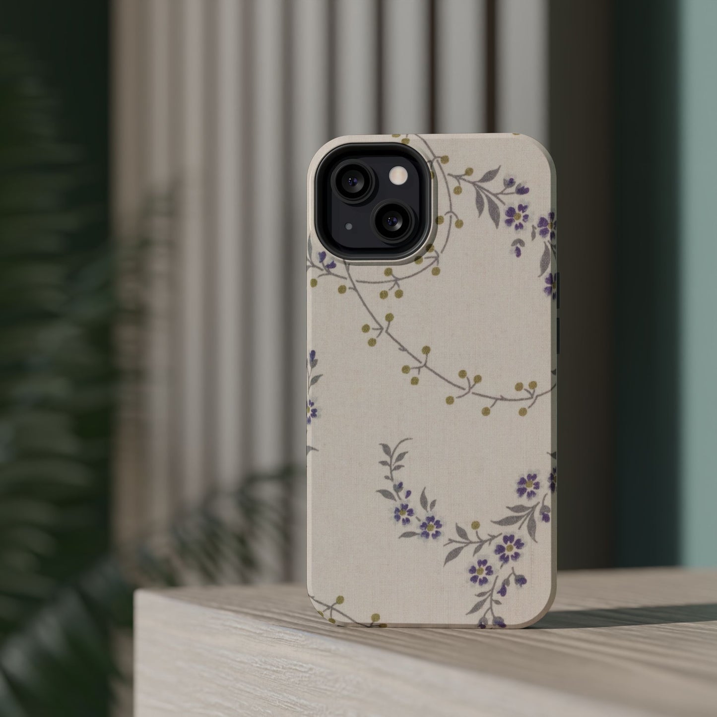 Purple Floral Design - Iphone Magnetic Tough Case