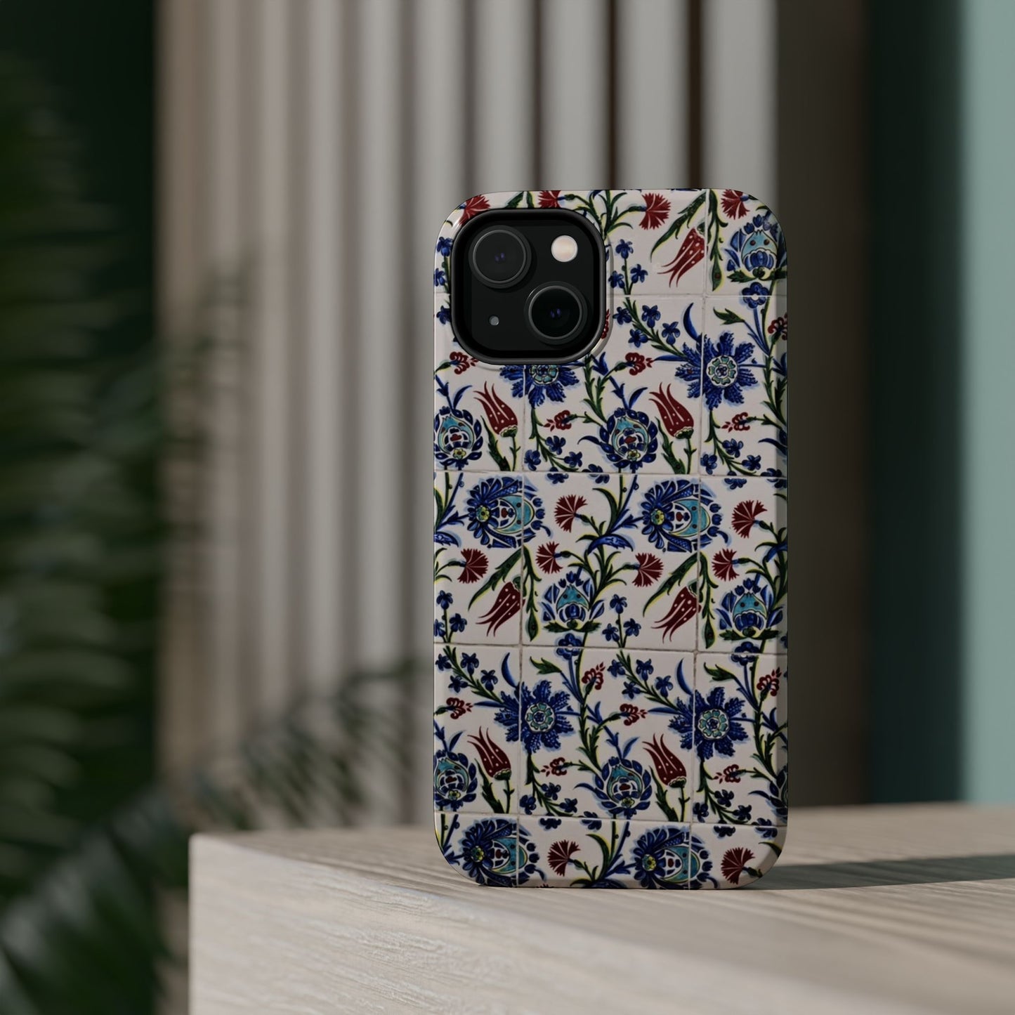 Blue ceramic Floral Design - Iphone Magnetic Tough Case