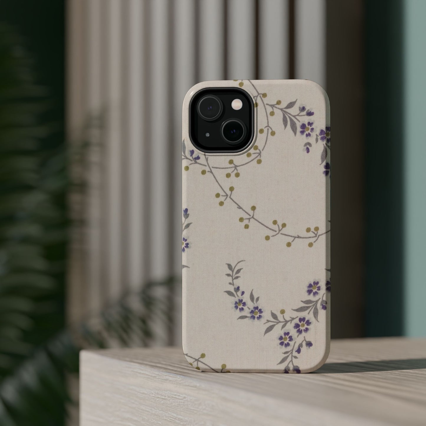 Purple Floral Design - Iphone Magnetic Tough Case