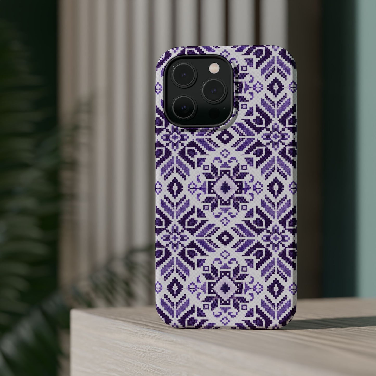 Purple Tatriz  Design - Iphone Magnetic Tough Case